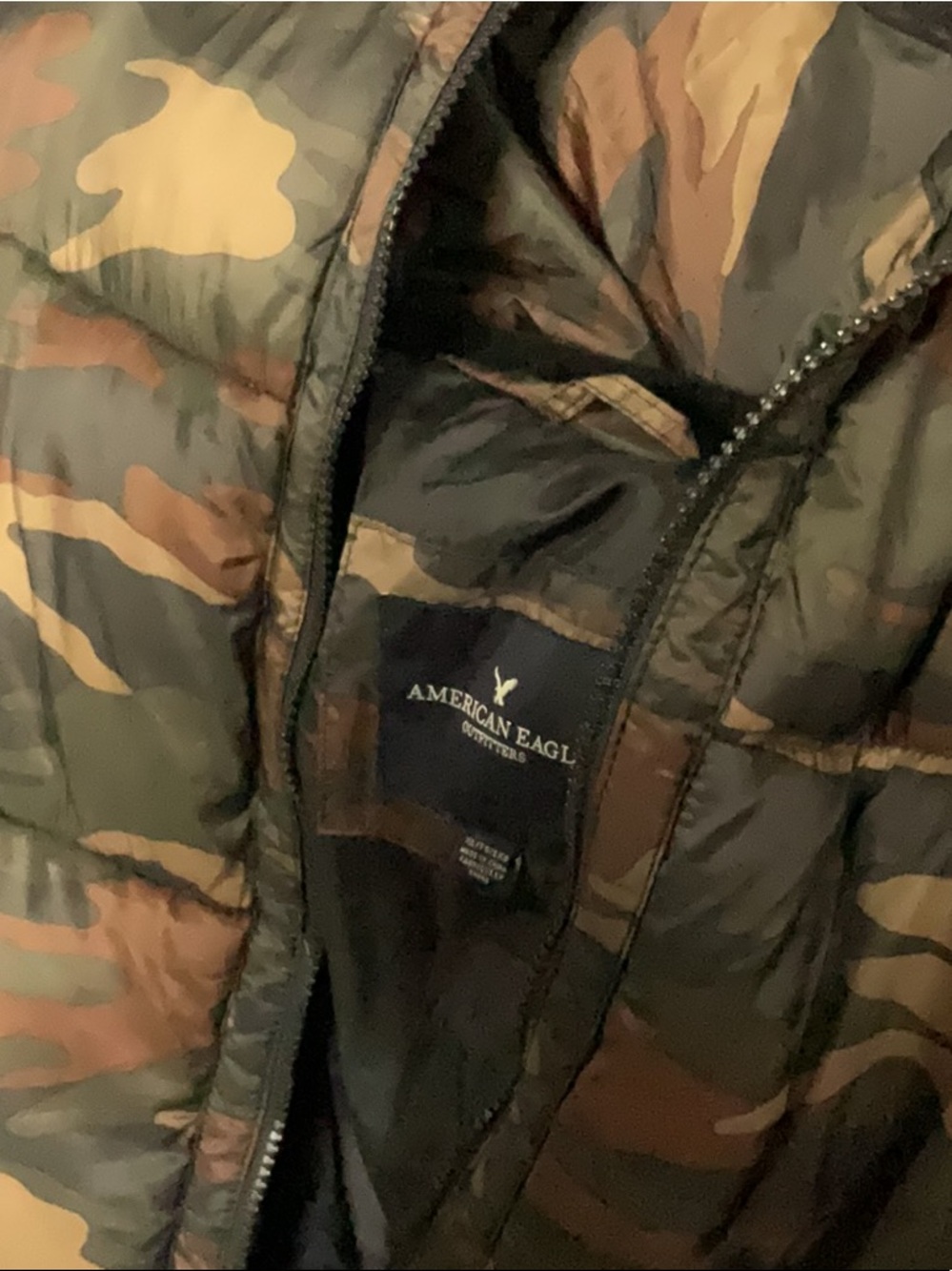 AE XL camouflage Puffer Jacket